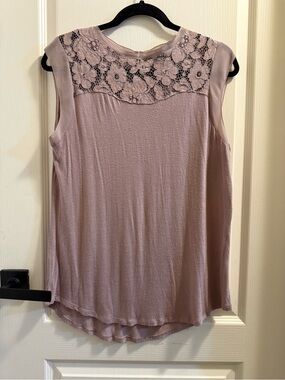 Carmen Marc Valvo Lace Yoke Sleeveless Camisole - Mauve